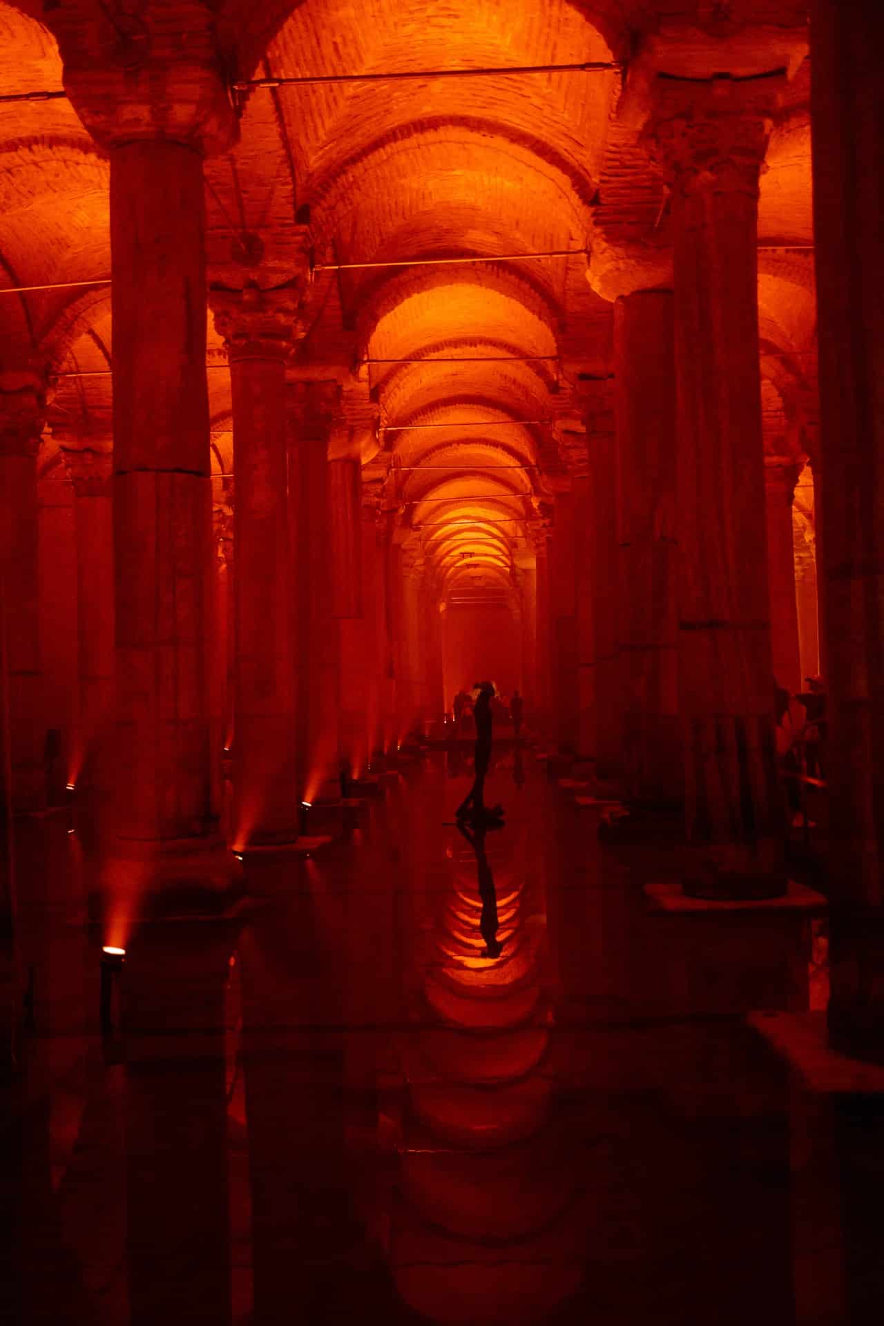 Galleria foto della Basilica Cisterna 21 Galleria della Cisterna Basilica